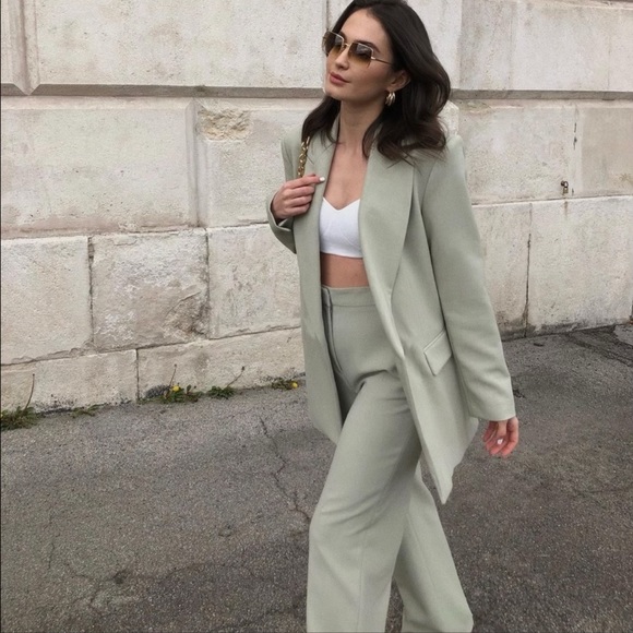 Zara oversized blazer with pants  bloggers fav - Picture 2 of 16